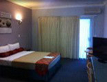Springwood Motor Inn - Accommodation VIC 3