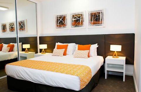 Emerald Noosa Resort - Accommodation VIC 1