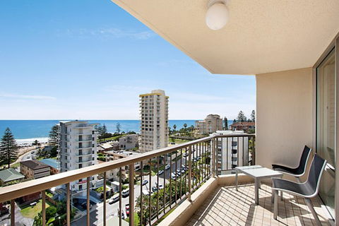 Rainbow Commodore Holiday Apartments - Accommodation VIC 1