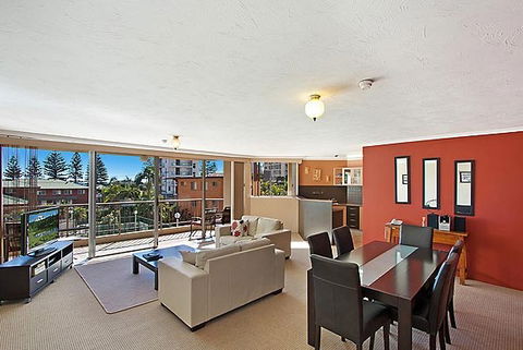 Rainbow Commodore Holiday Apartments - Accommodation VIC 5