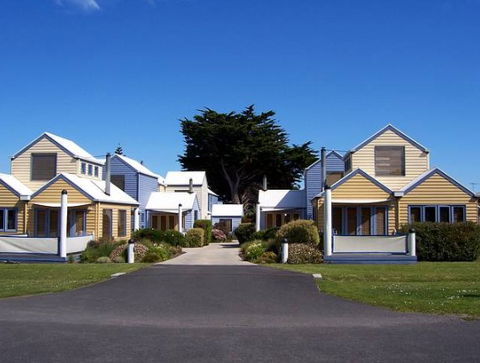 Rayville Boat Houses - Accommodation VIC 1