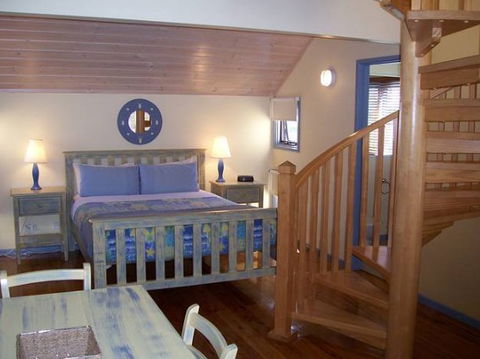 Rayville Boat Houses - Accommodation VIC 2