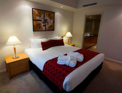 Mounts Bay Waters Apartments - Accommodation VIC 2