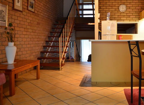 Bottlebrush Holiday Townhouses - Accommodation VIC 1