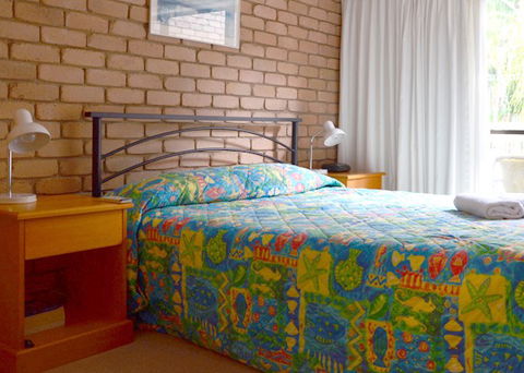 Bottlebrush Holiday Townhouses - Accommodation VIC 2