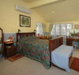 Main Creek Bower - Accommodation VIC