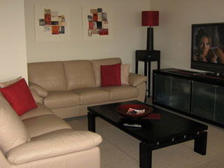 Beachfront Towers - Accommodation VIC 8