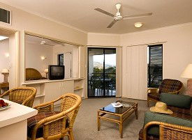 Tropic Towers Apartments - Accommodation VIC 4