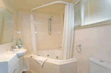 Whitecrest Great Ocean Road Resort - Accommodation VIC 3