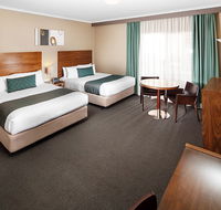 Quality Hotel Dickson - Accommodation VIC