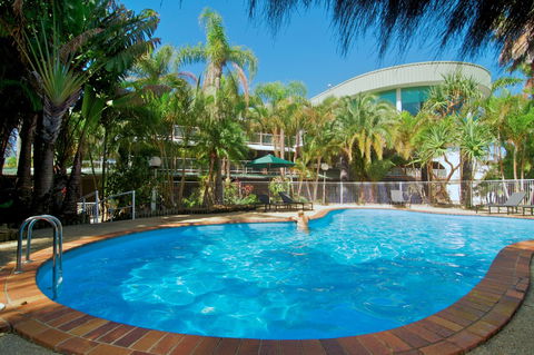 Lord Byron Resort - Accommodation VIC 3