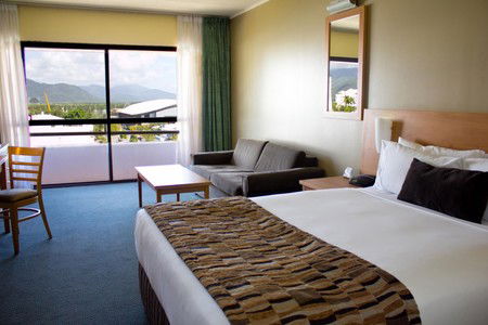 Rydges Plaza Cairns - Accommodation VIC 3