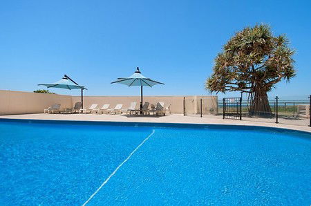 Beachside Tower - Accommodation VIC 6