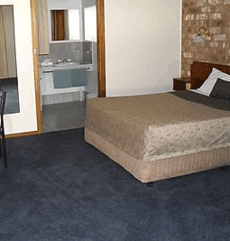 Clare Central Motel - Accommodation VIC 1