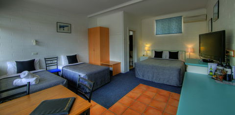 Harbour View Motel - Accommodation VIC 3