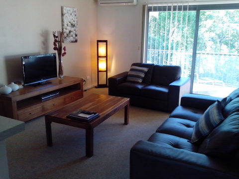 Outrigger Bay Apartments - Accommodation VIC 2