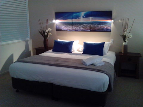 Outrigger Bay Apartments - Accommodation VIC 9