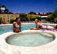 Mackay Motor Inn - Accommodation VIC