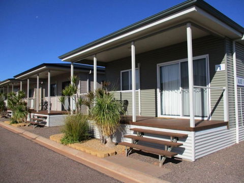 Sundowner Cabin And Tourist Park - Accommodation VIC 10