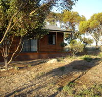 Lyrabendi Farmstay - Accommodation VIC