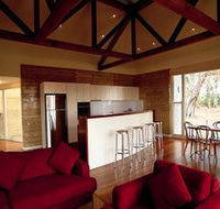 The Menzies Retreat - Accommodation VIC