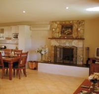 Sherwood Cottages Country Retreat - Accommodation VIC
