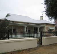 Naracoorte Cottages - MacDonnell House - Accommodation VIC