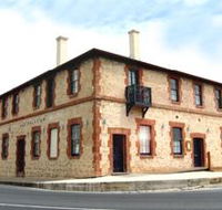 The Australasian Circa 1858 - Accommodation VIC