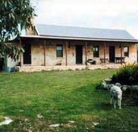 Mt Dutton Bay Woolshed Heritage Cottage - Accommodation VIC