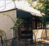 Wild Olive Cottage - Accommodation VIC