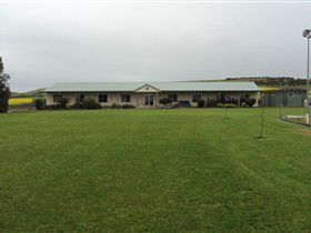 Port Lincoln Lions Hostel - Accommodation VIC 0