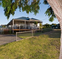 Serenity Holiday House - Accommodation VIC