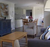 Saltaire Yellow - Accommodation VIC