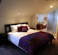 Merlot  Verdelho - Accommodation VIC