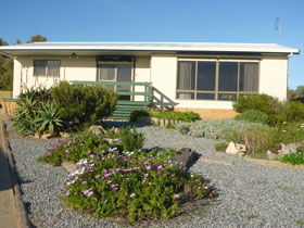 Oaklands Beach House - Accommodation VIC 0
