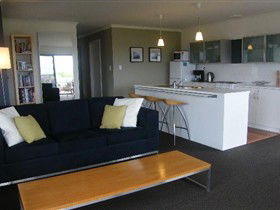 Coorong Waterfront Retreat - Accommodation VIC 0