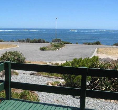 Oaklands Beach House - Accommodation VIC 1