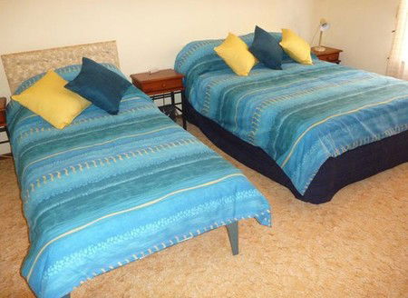 Oaklands Beach House - Accommodation VIC 3