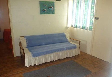Oaklands Fishing Cottage - Accommodation VIC 2