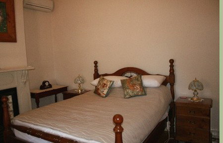 Meaney's Rest - Accommodation VIC 3