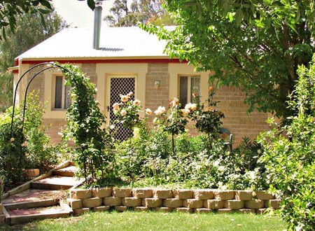 Riesling Trail Cottages - Accommodation VIC 4