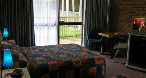 Batchelor Resort - Accommodation VIC 4