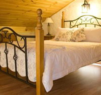 The Old Oak Bed and Breakfast - The Barn - Accommodation VIC