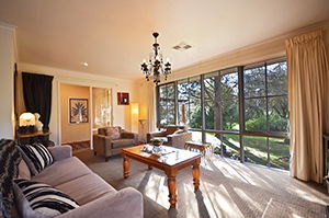 Adelaide Hills Retreats - Villa Lemoni - Accommodation VIC 3