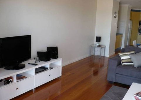 Moana Beach Holiday Apartments - Accommodation VIC 2