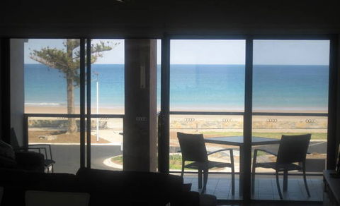 Moana Beach Holiday Apartments - Accommodation VIC 5