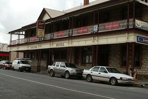 Tanunda Hotel Apartments - Accommodation VIC 1