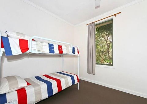 Sea Sand And Scrub Holiday House - Accommodation VIC 1
