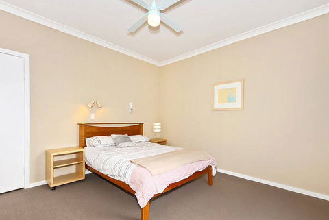 Sea Sand And Scrub Holiday House - Accommodation VIC 4