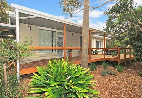 Sea Sand And Scrub Holiday House - Accommodation VIC 10
